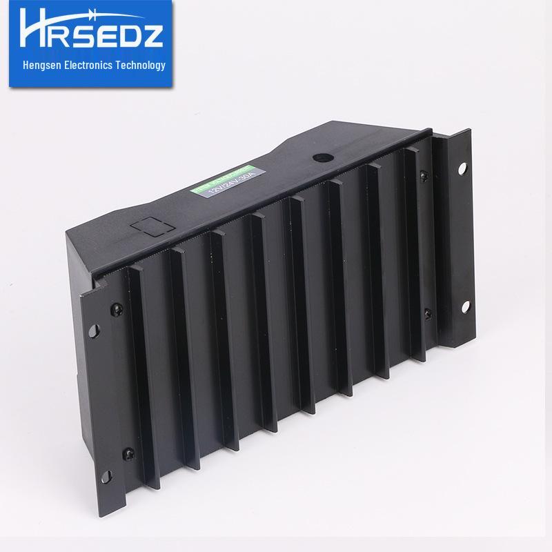 CM3024 Solar Controller: 12V/24V Auto-ID for Charging & Discharging Photovoltaic Systems