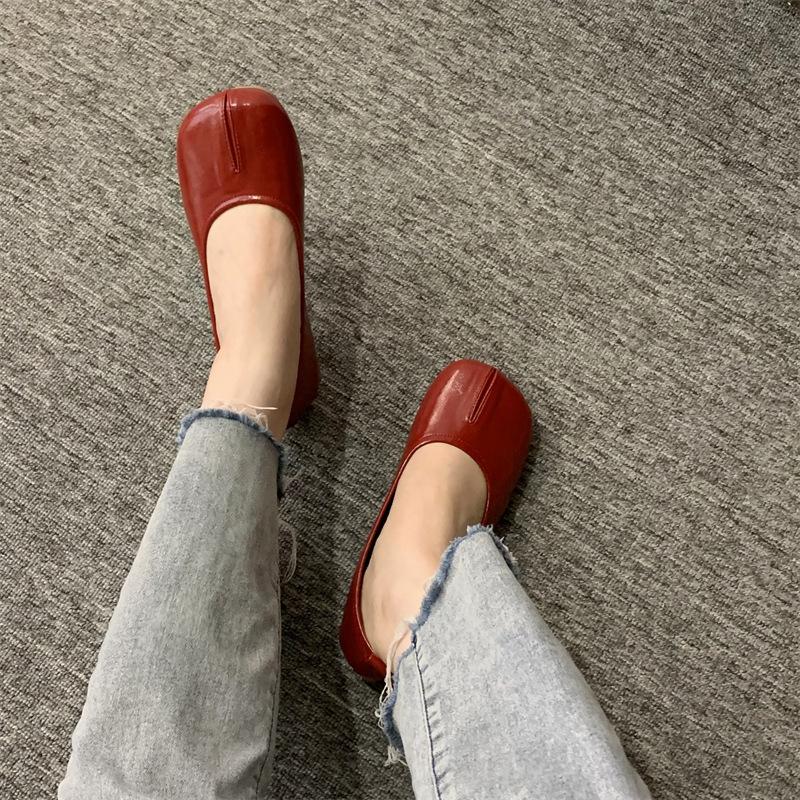 Soft sole Mori retro pig's trotters single shoes women's 2025 summer new French round head flat bottom lady gentle beanie shoes