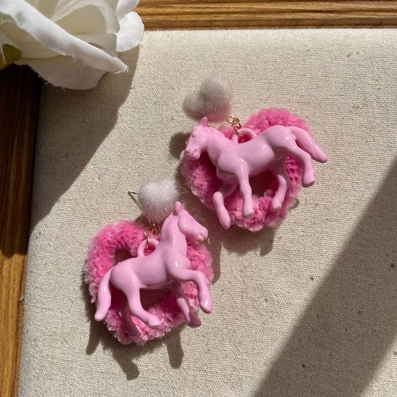 Elegant Horse Ear Cuffs/Ear Studs with Heart Pendant Earrings for Fashion Lovers Fashionable Resin Jewelry for Girls