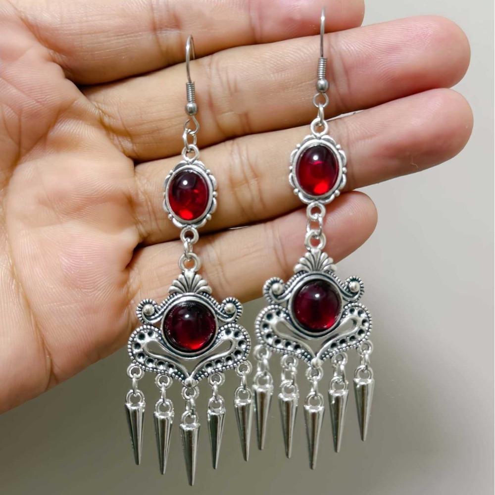 Personality Punk Sliver Color Pointed Cone Tassels Filigree Craft Red Crystal Dangle Earrings for Women Gothic Vampire Jewelry