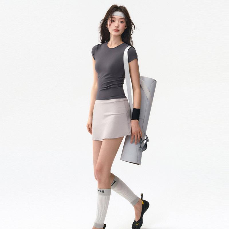 Korean Style Round Neck Short Sleeve Yoga Top - Skin-Friendly & Versatile for Spring/Summer
