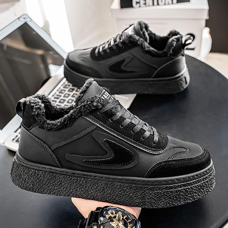 Herrenschuhe Winter 2025 neue Samt verdickte warme Baumwollschuhe Jugend Sport Casual schwarze Board-Schuhe vielseitig