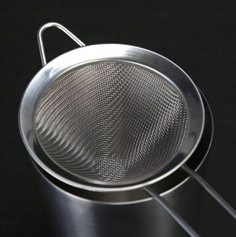Set Of 3 Kitchen Strainers Of Different Sizes