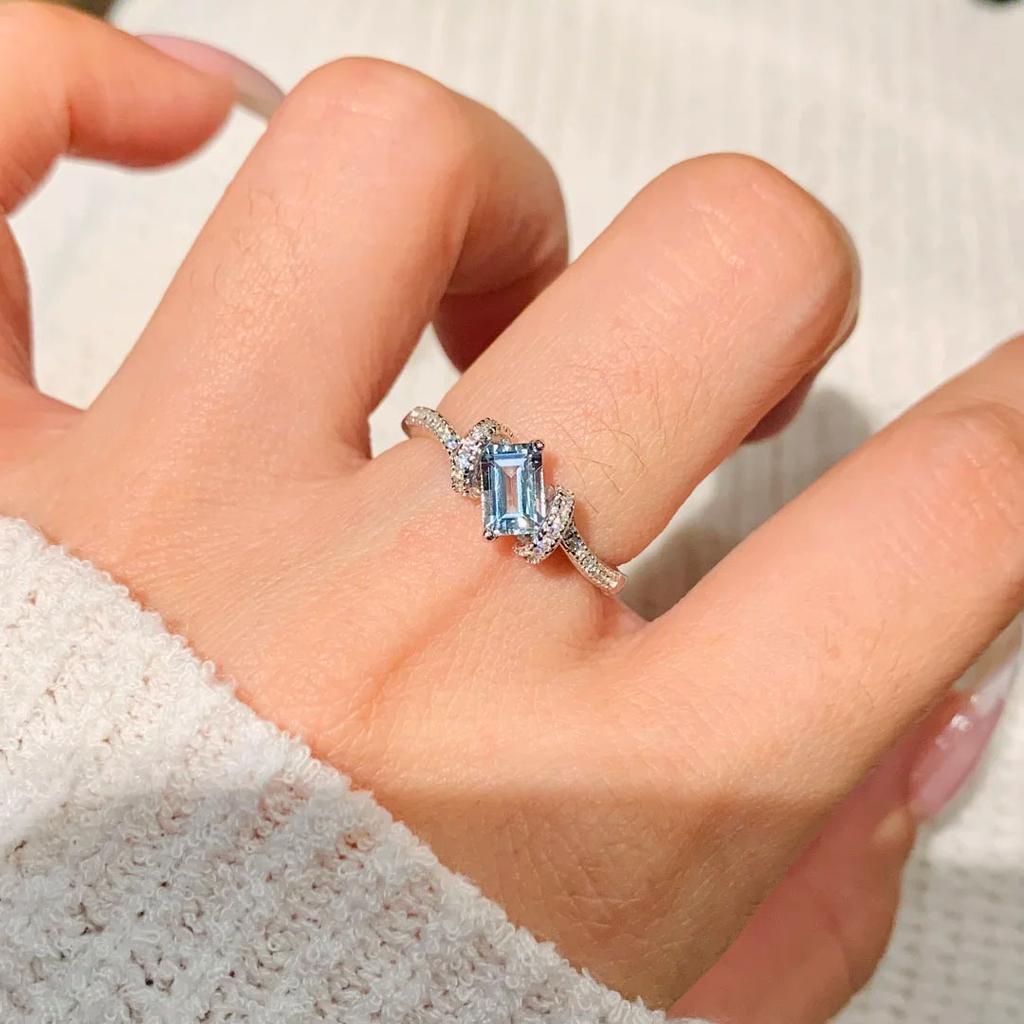 Blue Series Simple Fashion Exquisite Ring Light Luxury Fresh Classic Square Gem Rings for Women Suitable for Daily Jewelry Gifts