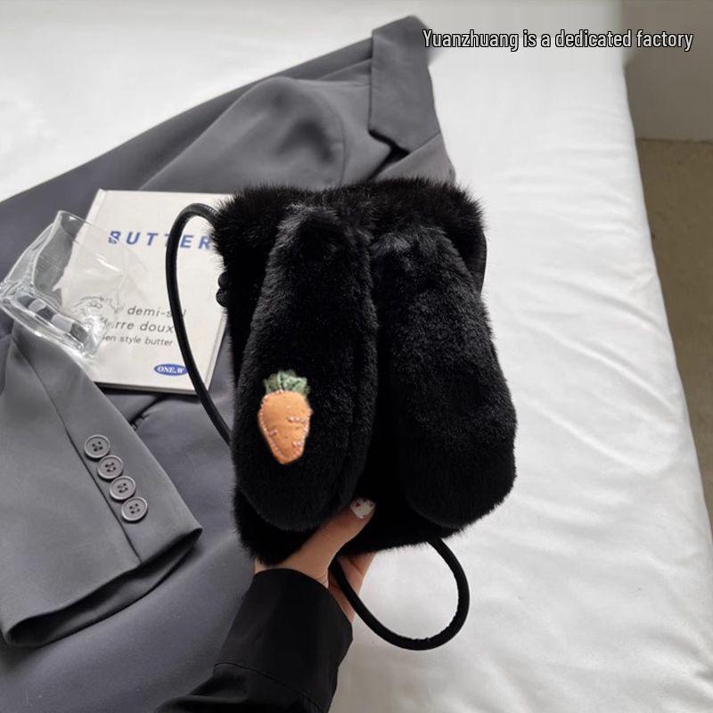 Módní plyšová crossbody taška 2024 - Roztomilý design králíčka, ideální na podzim/zimu