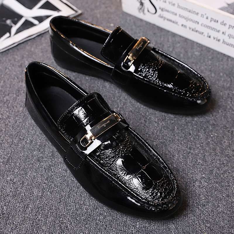 Men's four-season Doudou shoes, low-top shoes, casual Korean version of trendy men's shoes, versatile and one-pedal lazy young men's shoes