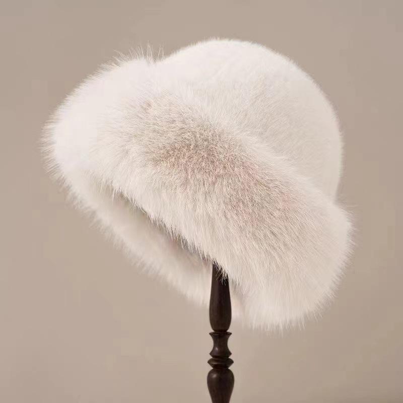 Autumn And Winter 2024 New Women'S Fashion Fur Cap Fur Hat Fur Hats Mongolian Hat Brimless Plush Fluffy Skiing Riding Warm Caps