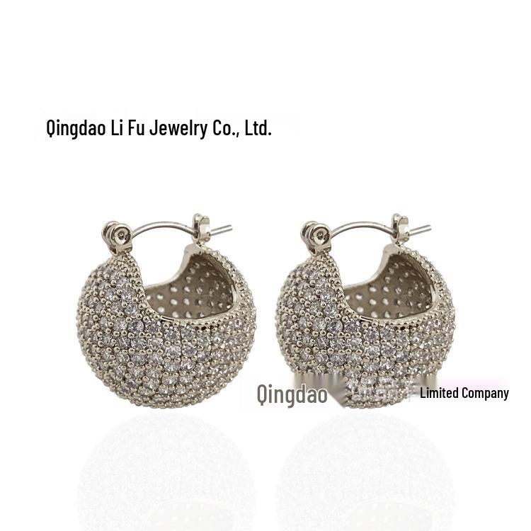 

Korean Design Rhinestone Stud Earrings - 925 Silver Small Round Personality Earrings with Full Diamond, European & American Cold Style.