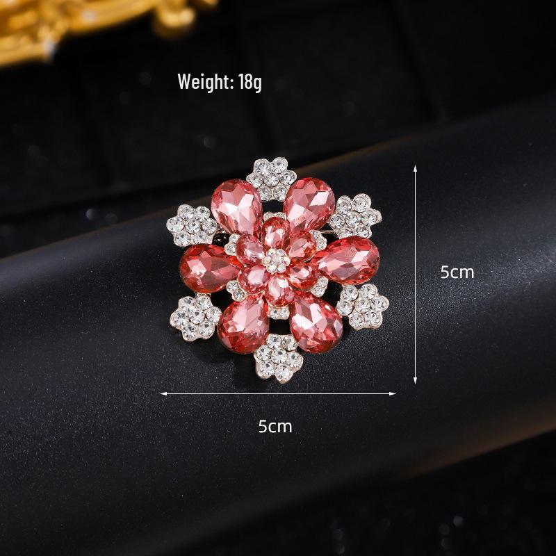 High-End Rose Red Chinese Flower Brooch: Classical Pin for Women's Qipao & Coat Accessories