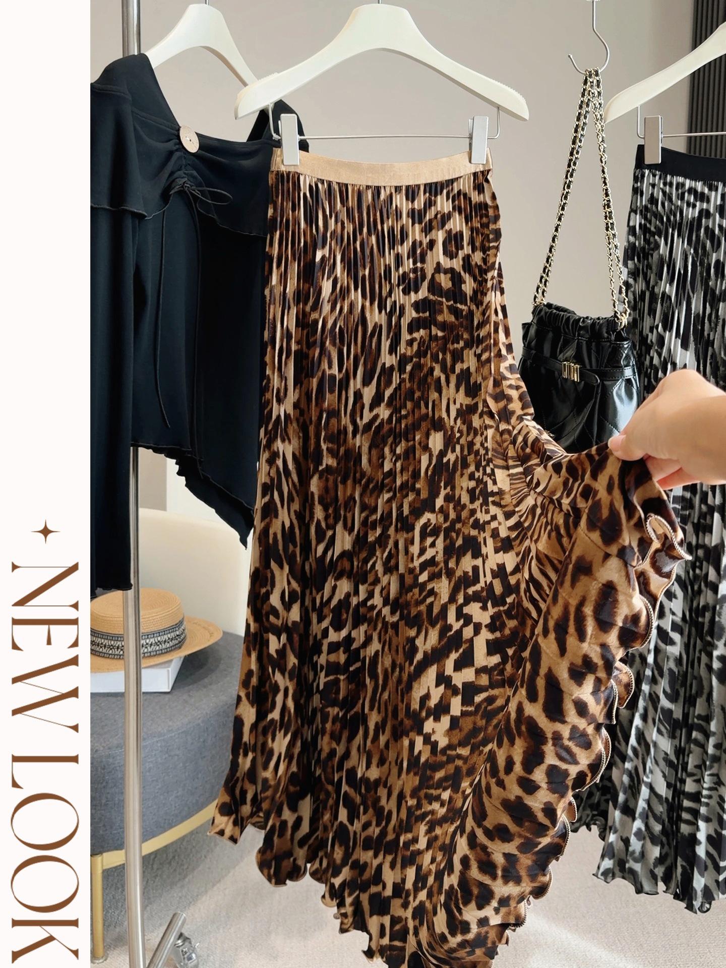 Elegant Leopard Print A-Line Pleated Long Skirt for Women - Spring/Summer Collection One Size
