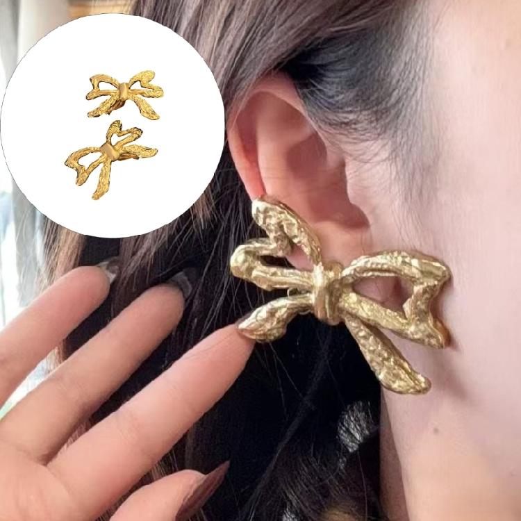 Delicate And Stylish Vintage Bowknot Ear Clip Craft Of Polished Copper With Gold Finish