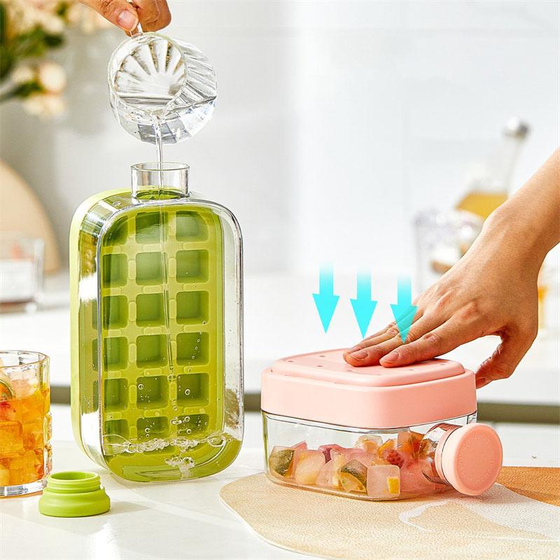 Silicone One-click Ice Mold Bottle Cooler Cup with Straw Ice Cube Tray with Lid for Freezer Creative NO TOUCH Mould for Summer