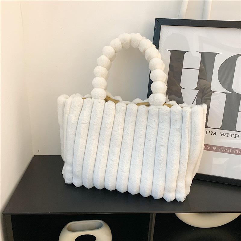 

Autumn and Winter Large-capacity Plush Bag, Women s Single-shoulder Tote Bag, Class and Commuting Plush Tote Bag бежевий