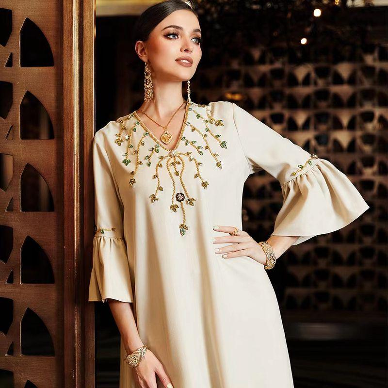 Western Style New V-neck Fashion Horn Cuff Hand Sewing Drill Dress Hand Sewn Diamond Dress