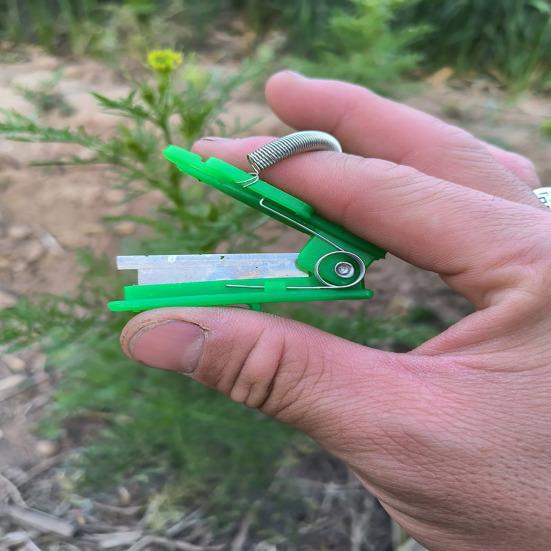 3/5/8/10Pcs Gardening Thumb Knife Fruit Picker Sharp Blade Mini Size Portable Multifunctional Finger Cutter Tool