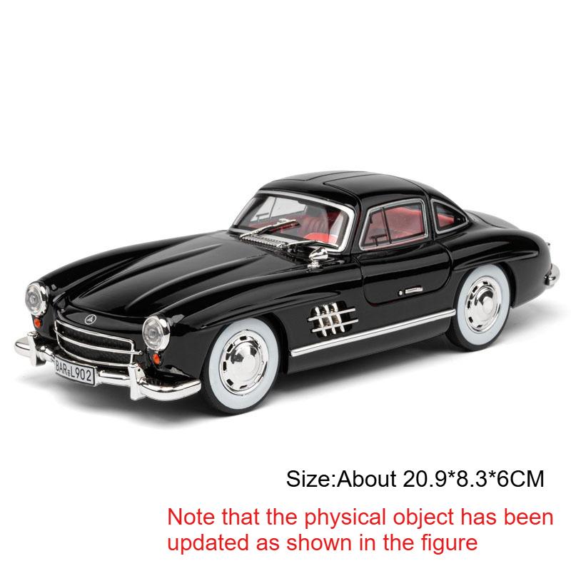 Scale 1:24 SLR 300SL Car Model Toy Doors Opened Light Sound Shock Absorption Miniature Supercar Models for Kids Holiday Gifts