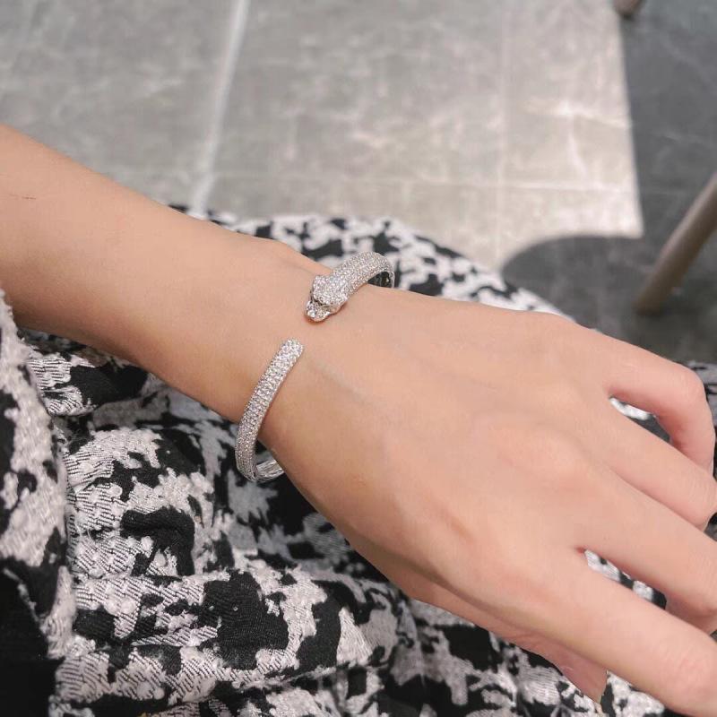 Leopard Head and Tail Diamond Bracelet Female Green-eyed Cheetah Bracelet Opening Adjustable Full Diamond Leopard Head Bracelet