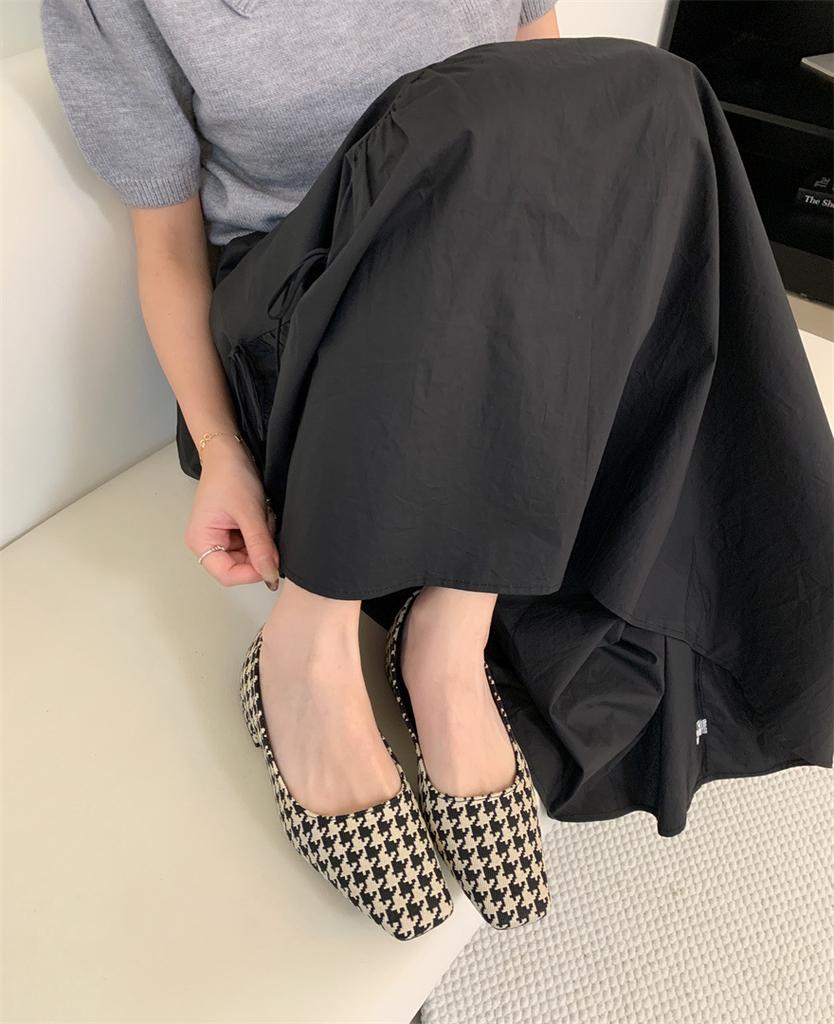 Coarse heel French red suede single shoes women's shoes 2025 new spring versatile square head shallow mouth commuting evening shoes