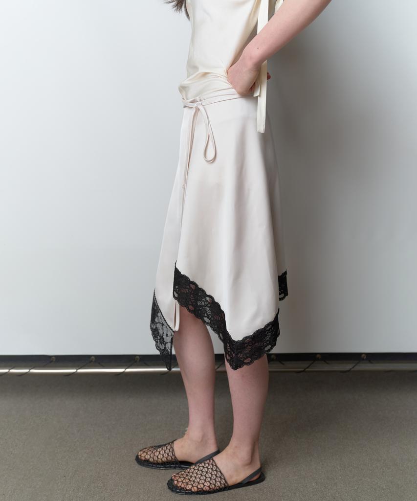 Bopeu Ellie Lace Spiral Skirt (Cream)