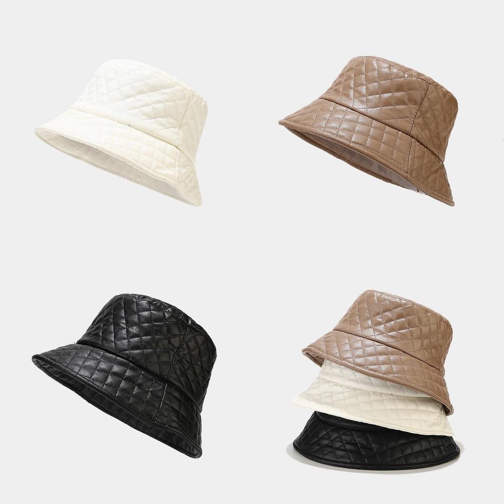 Minimalistische Leder-Fischerkappe mit kurzem Schirm zum Sonnenschutz und für Freizeitkleidung