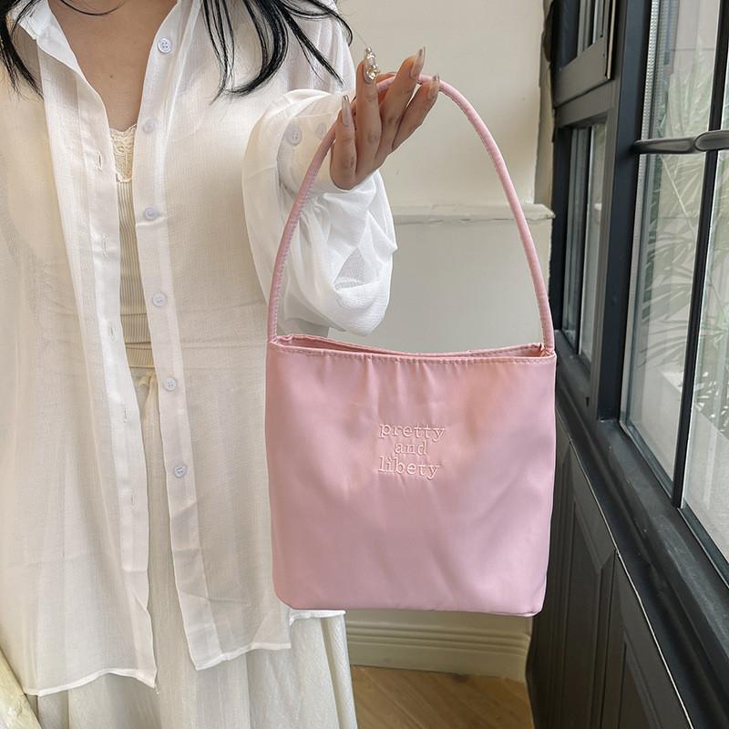 Elegant Spring Fashion Women's Bucket Bag Chic Nylon Shoulder Bag For Casual Wear