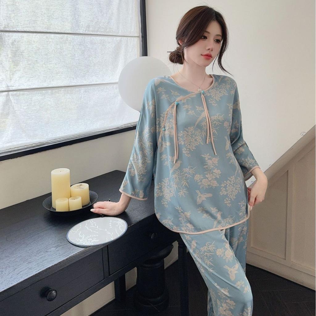 1011 new summer ice silk pajamas women's Chinese style simulation silk suit can be worn outside mother's clothing thin