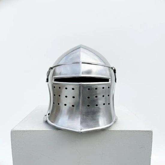 

Середньовічний Лицар зі Сталевим Хрестоносним Шоломом Готична Повнолицева Обладунка LARP Реконструкція Косплей Шолом Подарунок