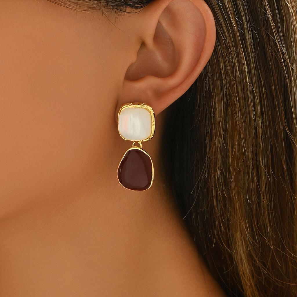 2025 New Geometric Fashion Women's Earrings, Niche High-end Setting with Red Gemstone Stud Earrings, Versatile Earrings for Women