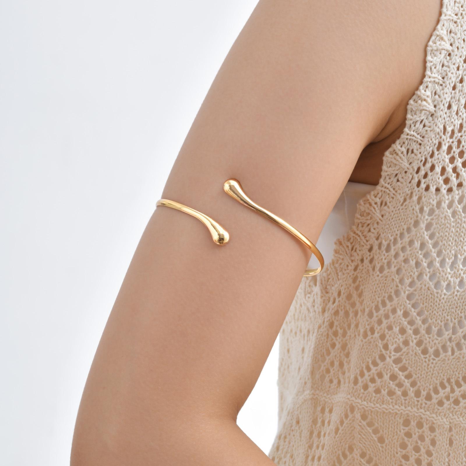Stainless Steel Upper Arm Band Cuff Armlets for Women Girls, Boho Arm Bracelet, Adjustable Upper Arm Bangle
