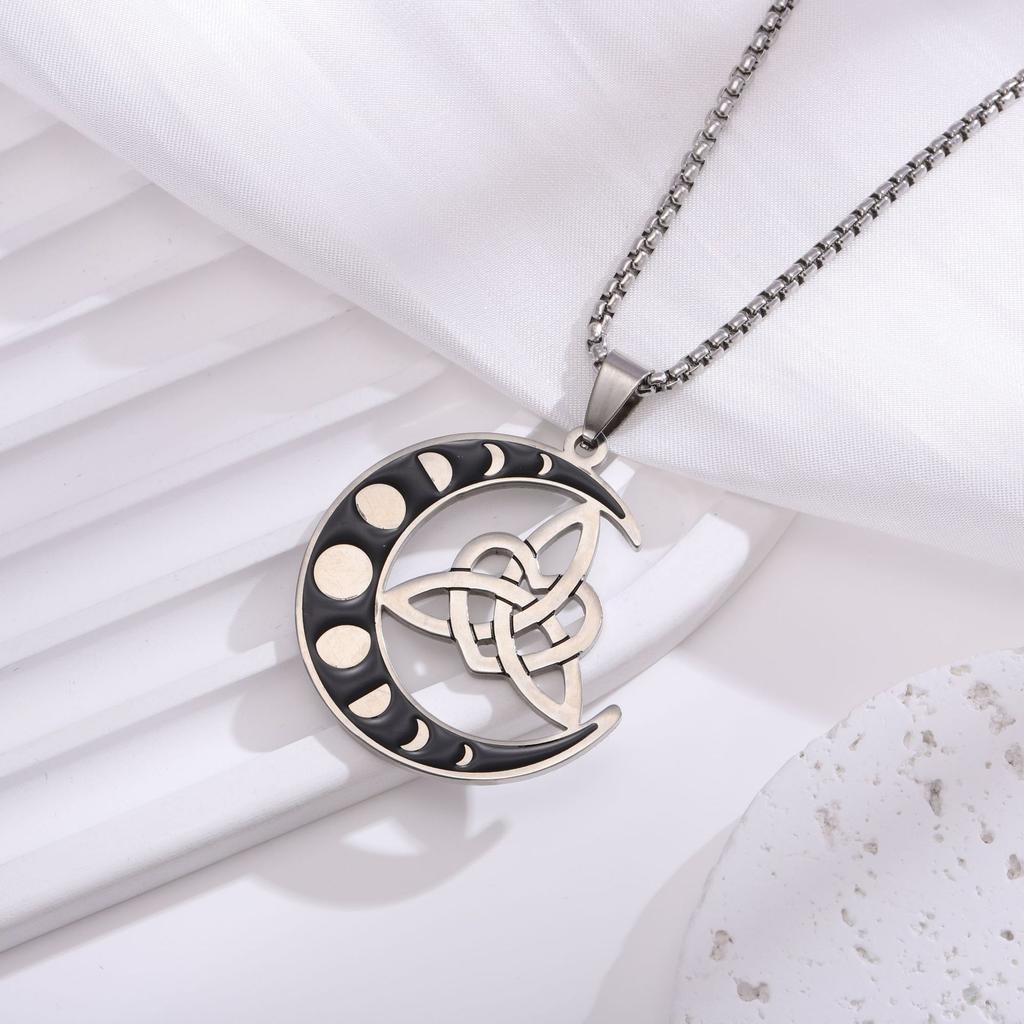 New Necklace Star and Moon Irish Celtic Knot Splicing Versatile Titanium Steel Pendant Necklace