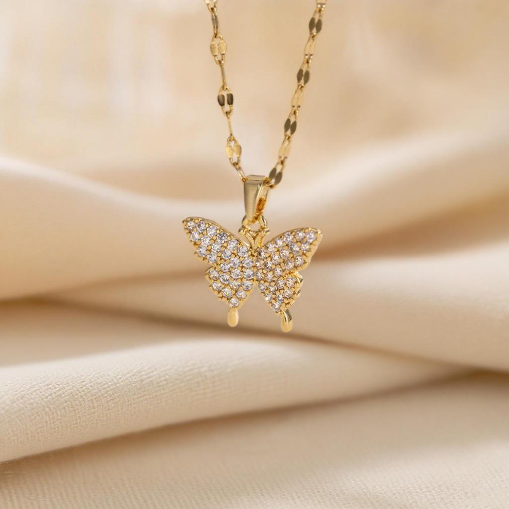 Elegant Light Luxury Zircon Necklace for Women - Gold-Plated, Simple Clavicle Chain