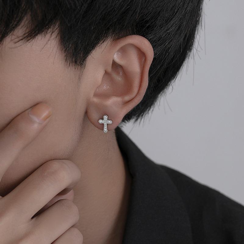 Diamond-studded Cross-shaped Stud Earrings - Sophisticated and Stylish Pure Silver Men's Earrings for Boys, Women's Accessories