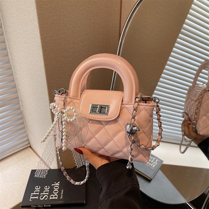 Niche diamond chain bag women's new spring and summer fashion portable commuter shoulder crossbody small square bag