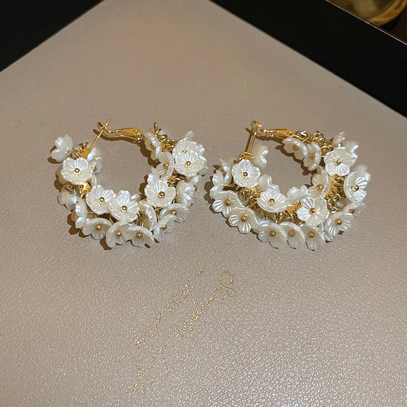 Silver Needle Zircon Pearl Tassel Earrings - Elegant Retro Design for Women