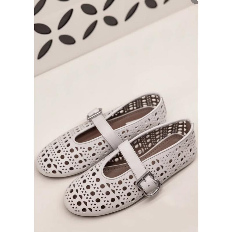 Hollow ballet shoes women's flat bottom one-word buckle soft leather shallow mouth Mary Jane shoes women's niche design single shoes