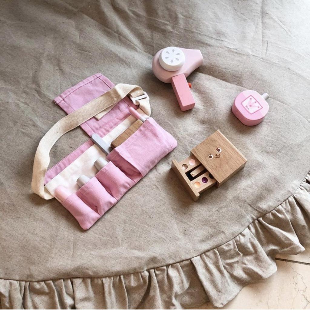 Children's Wooden Pretend Makeup Set: Portable Cosmetics Toy for Dress-Up and Imaginative Play