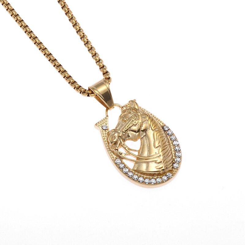 Hip-Hop Shiny Ice Out Zircon Gold Color Horse Head Pendant Horseshoe Necklace for Men and Women Trendy Rock Party Jewelry