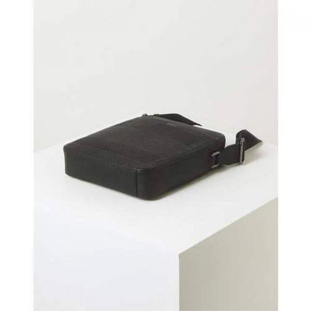 Daks Black House Check Leather Crossbody Dbba4f309bk