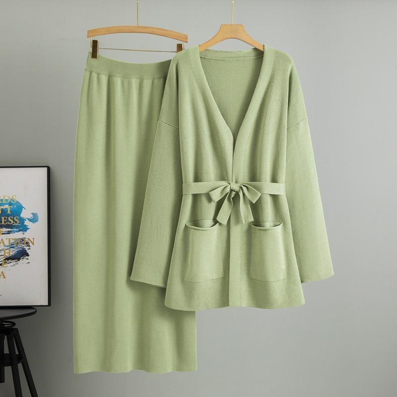 Dam Vår Ny V-ringad Lösstickad Kjol Stilfull Kofta Tvådelat Set i Stora Storlekar