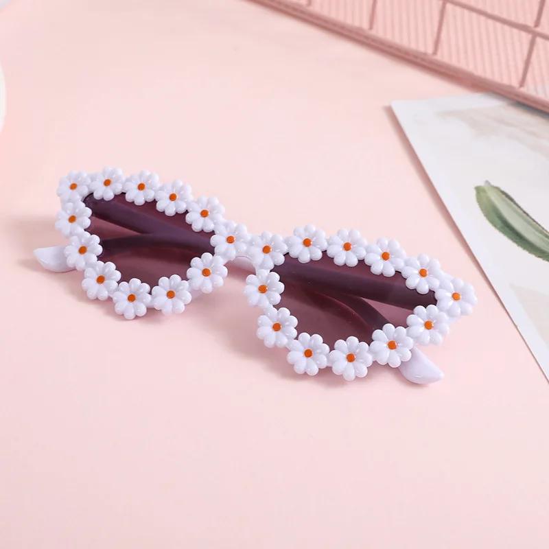 Kids Flower Sunglasses Girls Cat Eye Frame Glasses Children Cute Daisy Shades Outdoor UV Protection Party Eyewear