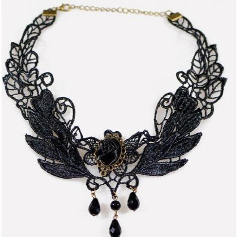 Neo-Gothic Black Sexy Lace Chokers Necklace for Women Fashion Retro Clavicle Chain Halloween Collar Y2K Decoration Jewelry Gifts
