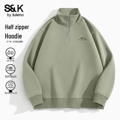 Sıcak tutan kıyafetler – Kapşonlu Kazaklar ve Svetşörtler