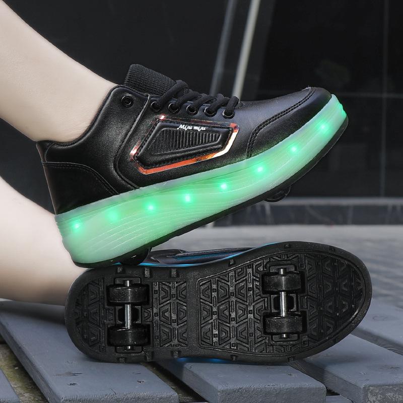 New runaway shoes four-wheel roller skates children and adolescents wheel shoes LED charging luminous shoes