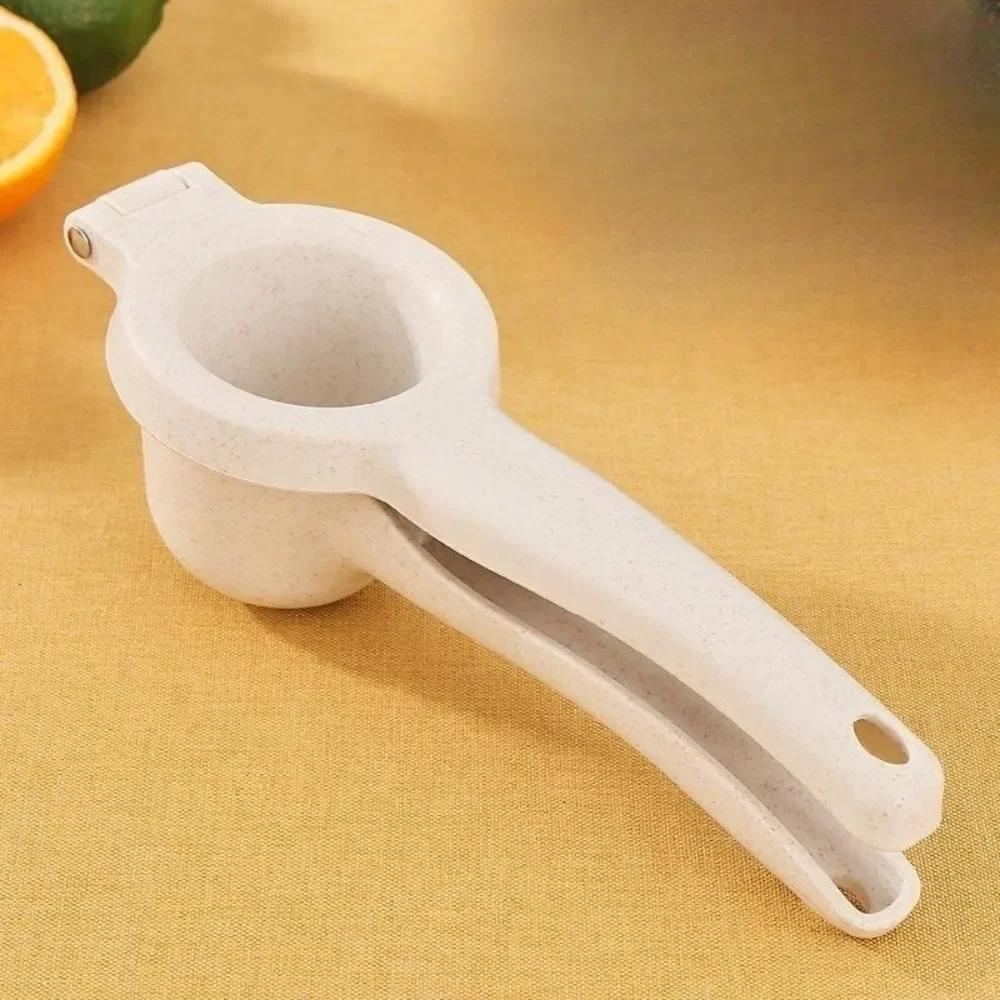 Easy To Grip Manual Lemon Squeezer Deep Cup Design Lemon Juicer Hand Wheat Straw Orange Juicer