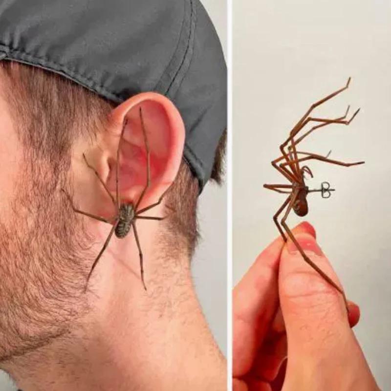 Halloween MUST-HAVE! Giant 3D Spider Ear Studs - Punk Goth Alternative Statement Jewelry for Men & Women Everyday Bold Look