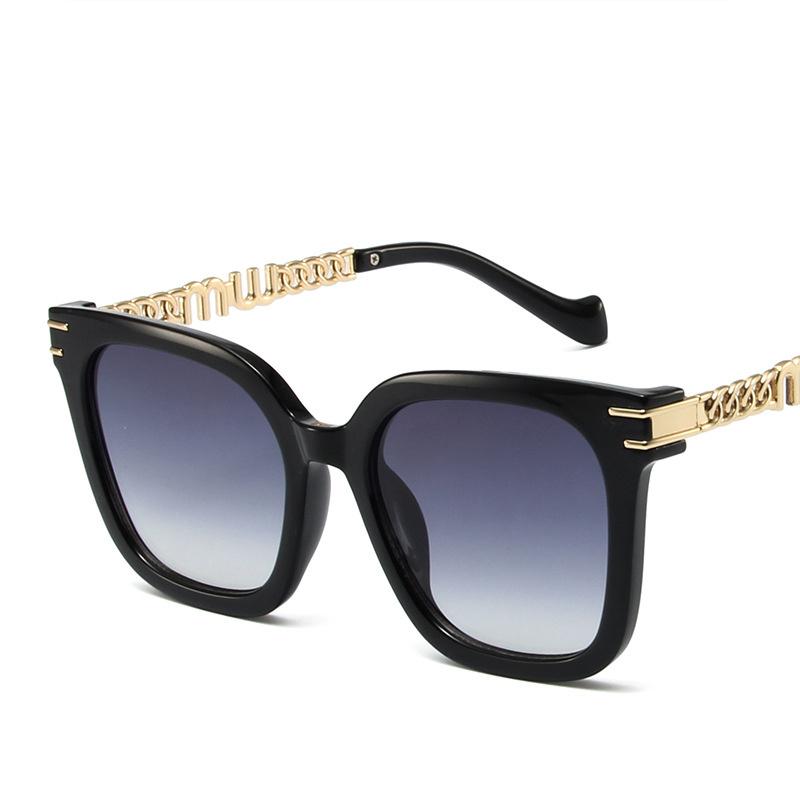 Fashion Square Sunglasses Men Brand Designer Golden Hollow Chain Leg Sun Glasses Outdoor Wear Sun Protection Sunshade Glasses