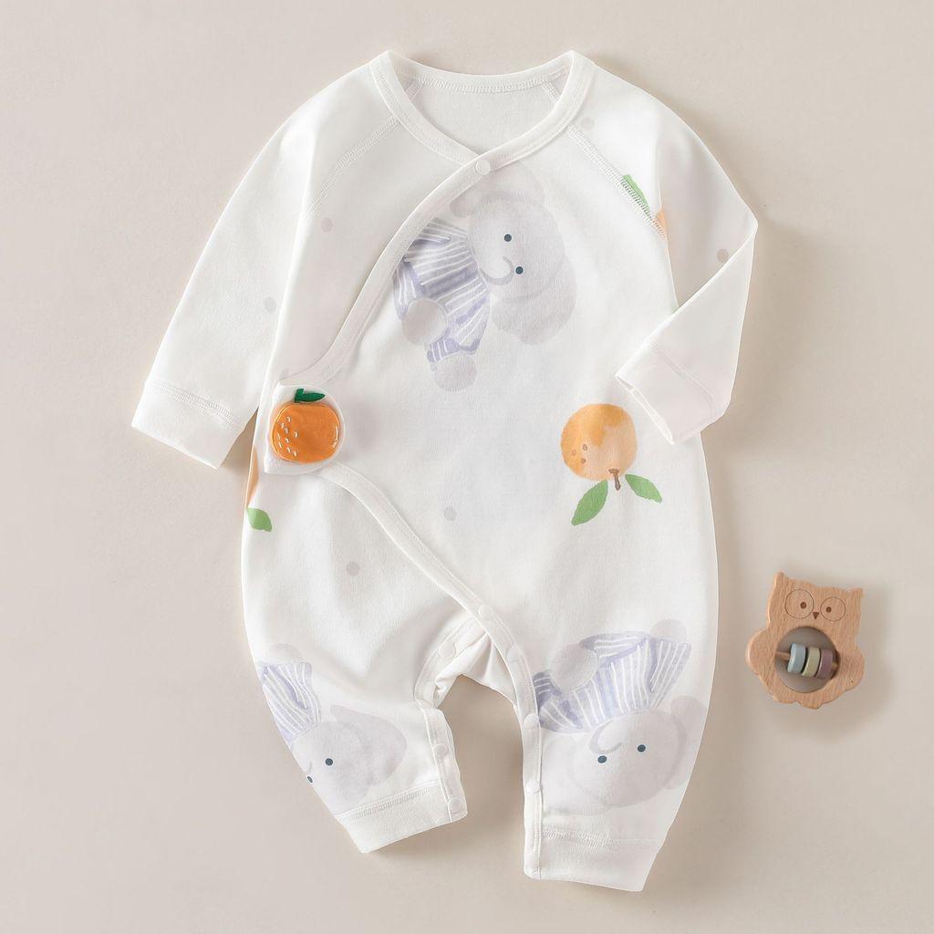 Baby-Neugeborenen-Strampler aus atmungsaktiver Baumwolle mit diagonalem Bindeband für sanften Schlaf