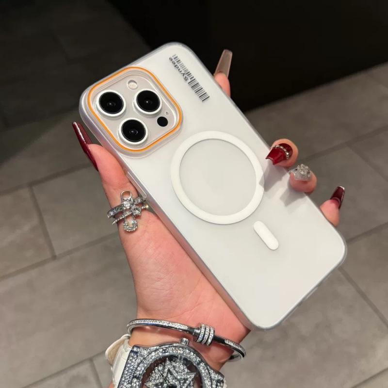 iPhone16Promax soft sand skin matte semi-transparent mobile phone case, suitable for Apple 15 magnetic suction 14 simple PC case