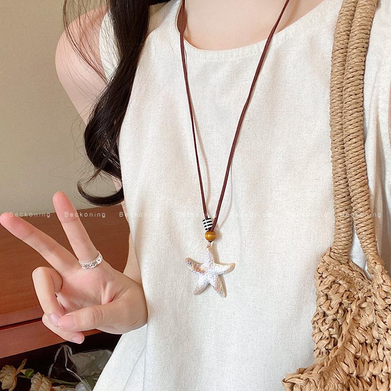 New Chinese Retro Popular Ethnic Style Necklace Women's Versatile Niche Long Sweater Chain High-end Simple Accessories