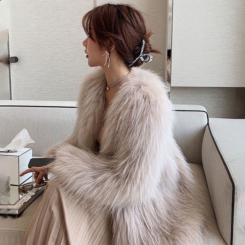 

Шуба интернет-знаменитости женская из цельной кожи с натуральным мехом енота плетеная осенне-зимняя короткая средней длины и длинная меховая женская зимняя мех интегрированный L